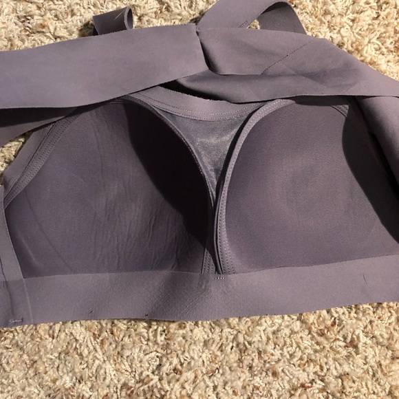 Lululemon Enlight Bra 34C - Picture 3 of 4